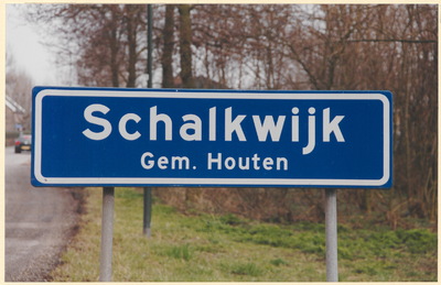  Het plaatsnaambord van Schalkwijk aan de weg De Trip.
