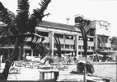 The Ursuline Cloister in Bandoeng, used by RAPWI als relief center for ex-internees, in November 1945.&lt;br/&gt;NIOD 48974 &lt;a class=uline href=http://www.beeldbankwo2.nl target=_blank&gt;Beeldbank WO2&lt;/a&gt;